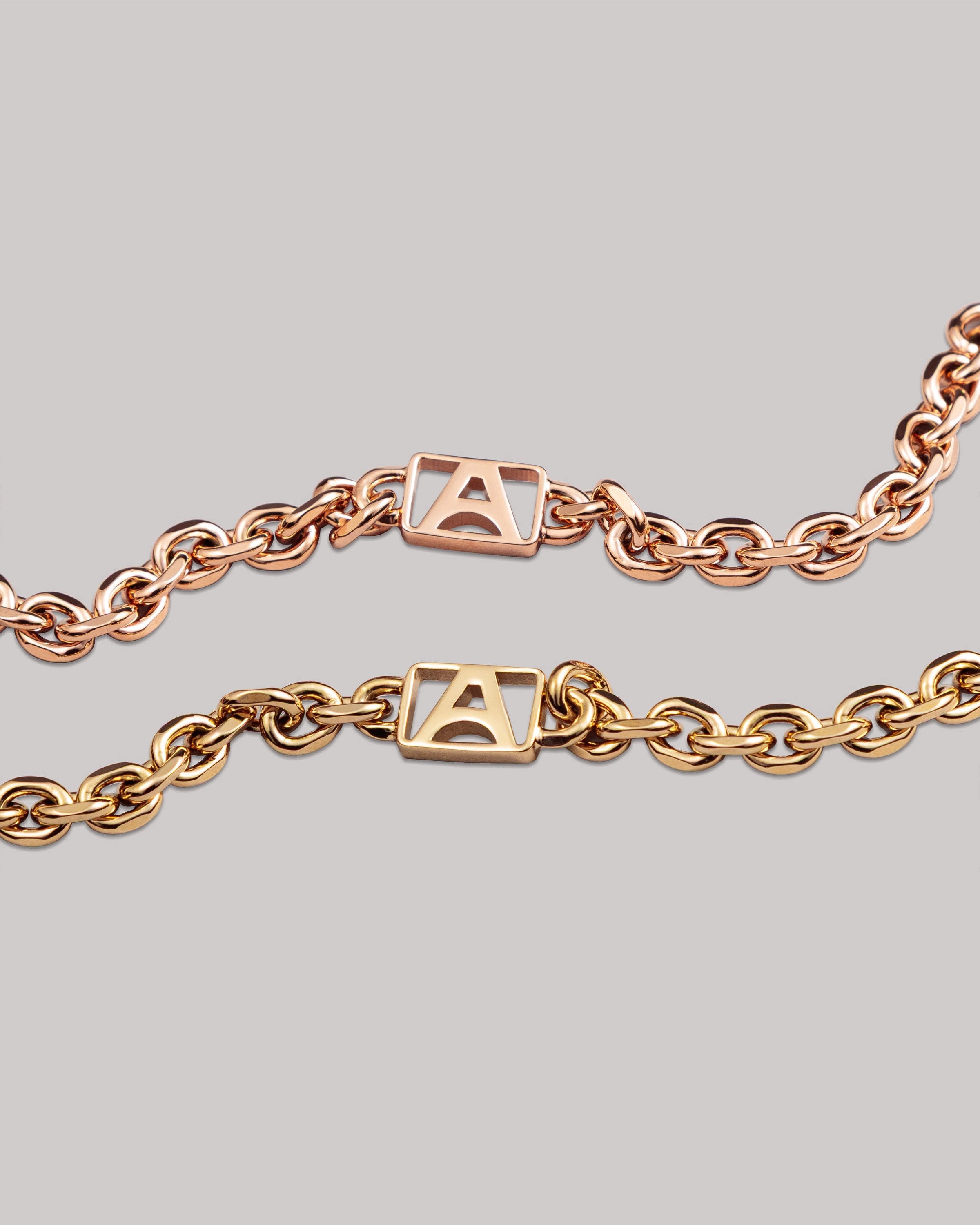 Link & Logo Bracelet™ | Gold
