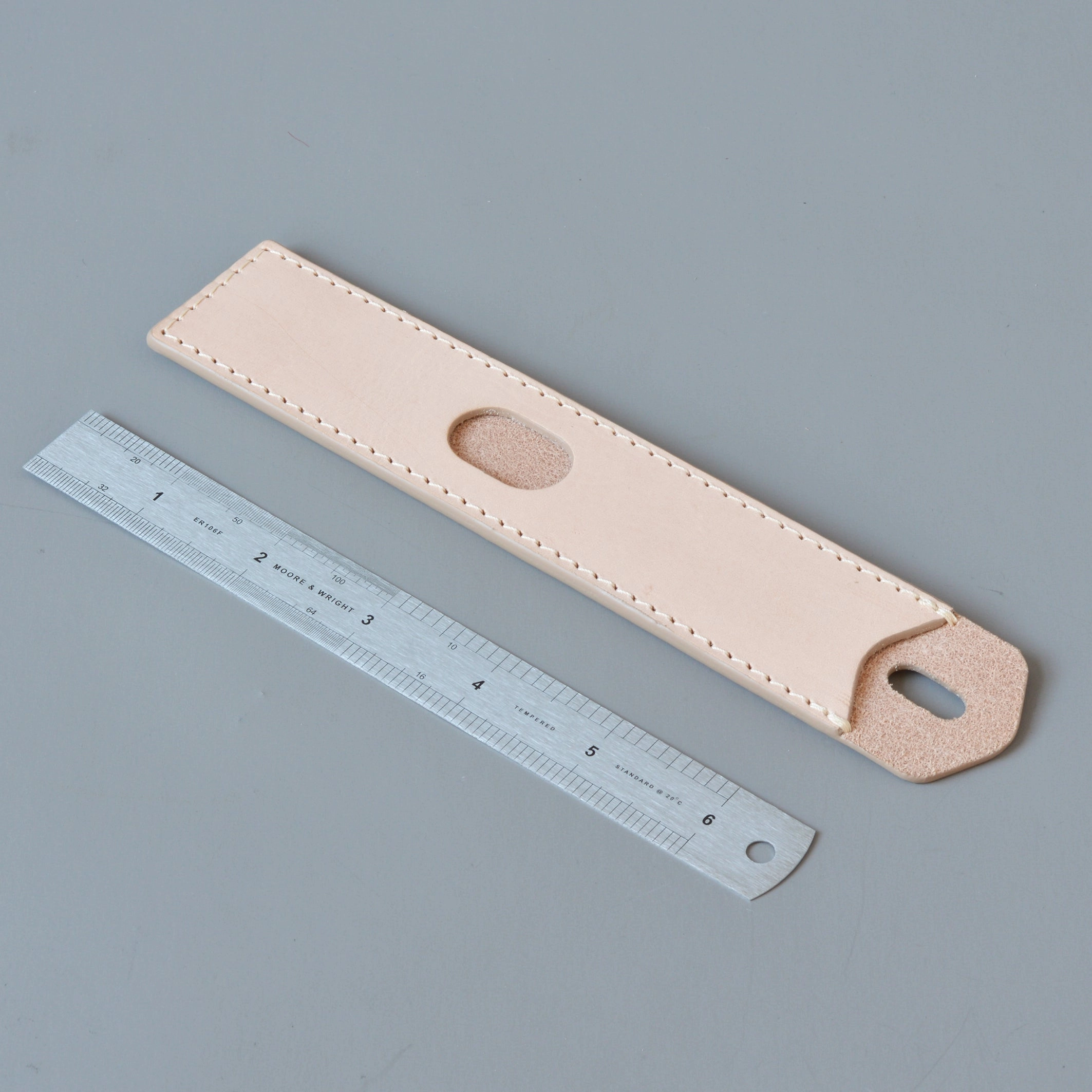 Ruler & Case. Natural