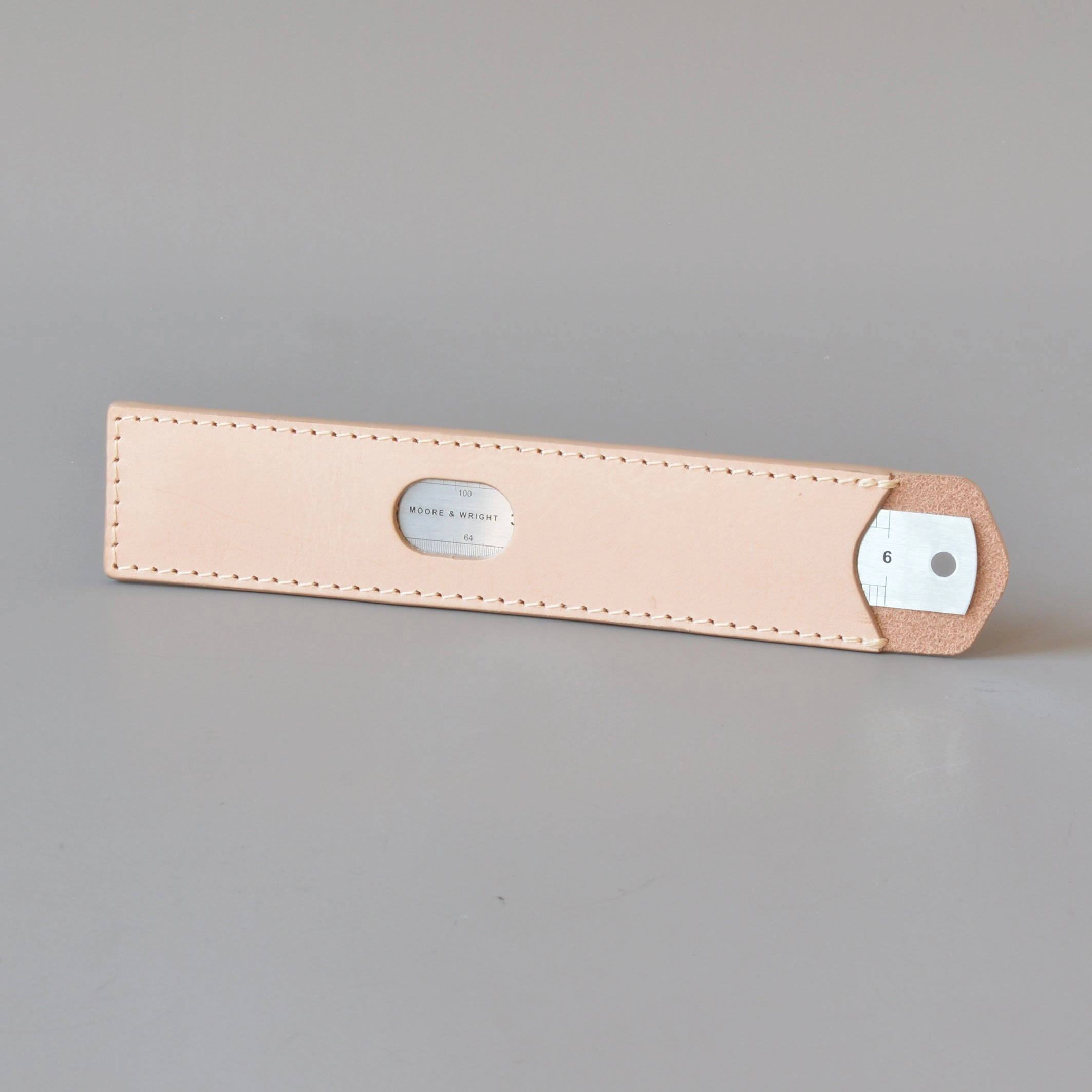 Ruler & Case. Natural