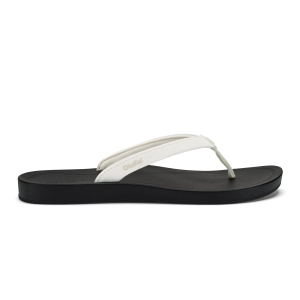 ‘Uiki - Bright White / Lava Rock